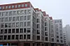 Det nye NAV-bygget på Helsfyr som Gran VVS AS har rør, sprinkler, varme og kjøling. Bildet: Det dreier seg om teamwork og engasjement. Bakerst fra venstre står Brødrenes Dahls markeds- og kommunikasjonsdirektør Jørgen Baardson, produktsjef Nils Halvor Sandbrekke, prosjektingeniør Zohaib Amin og salgssjef VVS Thomas Sem Bostad. Foran prosjektlederne Patrick Søderstrøm og Helene Li Staberg fra Gran VVS. Bildet: Underleverandørene har fått skikkelig fart på byggingen av det ni etasjer høye Fredrik Selmers vei 2 på Helsfyr i Oslo. Fra venstre produktsjef Røroppheng og Festemateriell i Brødrene Dahl, Nils Halvor Sandbrekke, prosjektleder Gran VVS, Patrick Søderstrøm og prosjektingeniør Røroppheng og Festemateriell i Brødrene Dahl, Zohaib Amin. Her sjekkes rørsystemer og overganger i teknisk rom.