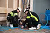 – Vi kjenner produktene til Armaturjonsson godt etter mange års tett samarbeide. Det var en selvfølge for oss å ta i bruk Armaturjonsson Gulvvarme i dette prosjektet, forteller daglig leder Raymond Hofstad i Nordheim VVS. Bedriften har 18 ansatte, med Ål, Hemsedal, Geilo og Gol som sitt primære nedslagsfelt. Armaturjonsson kan bistå med å levere tegninger til prosjekter, hvis kunden ønsker eller har behov for det. Arbeidene i første etasje på dette omsorgssenteret i Ål var det første prosjektet i landet hvor Armaturjonsson Gulvvarme ble tatt i bruk. Desto mer gledelig er det at tilbakemeldingene har vært svært positive fra alle hold, forteller Marius Ellefsen, Armaturjonssons regionsjef for Sør-Norge. To fornøyde lærlinger, Vegard Nordnes og Vebjørn Sundgot hos Nordheim VVS, etter at skapet og kursene er ferdig koblet. Et godt team i prosjektet på Ål har vært, fra venstre, Marius Ellefsen, Armaturjonsson, Theodor Hofstad, Jørgen Hermansen, og Raymond Hofstad, alle Nordheim VVS AS. Da er gulvvarmerørene ferdig lagt og klar for støp