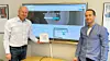 Til høyre, Tom Fjordvang, Business Development Manager Norway & Sweden i Resideo, gleder seg over at Stfy valgte deres sensor da de skulle utvikle en kollektiv vannlekkasjevarsling. Sftys daglige leder Stein Bakker ( t.v) kan fortelle at løsningen allerede har avverget flere vannlekkasjer i boligselskaper, som kunne ha blitt svært alvorlige om de ikke hadde blitt oppdaget raskt.