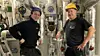 På bildet ser vi to av rørleggerne som er engasjert i rehabiliteringen av Kongens gate 87 i Trondheim, fra venstre Henrik Øye Valset og Karl Grøen.