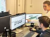 På bildet ser vi Giacomo Hinna og Marlen Aaremjobber samarbeide om et BIM Prosjekt hos Symetri AS.